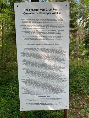 Ein Bild, das drau�en, Text, Baum, Pflanze enth�lt.